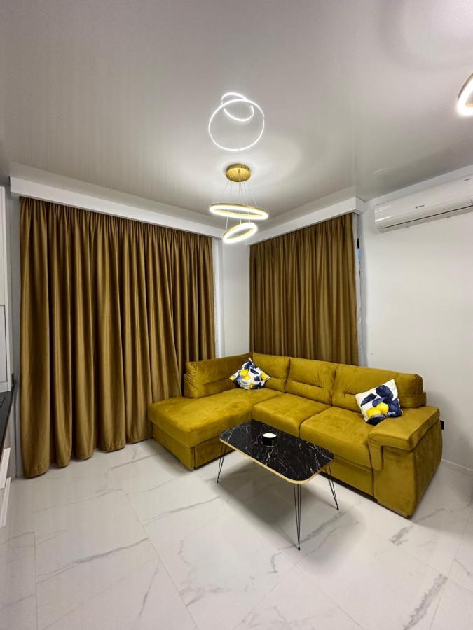 Studio303 By Allegio: Mamaia'S Seaside Luxury Near Finest Clubs & Beaches 외부 사진