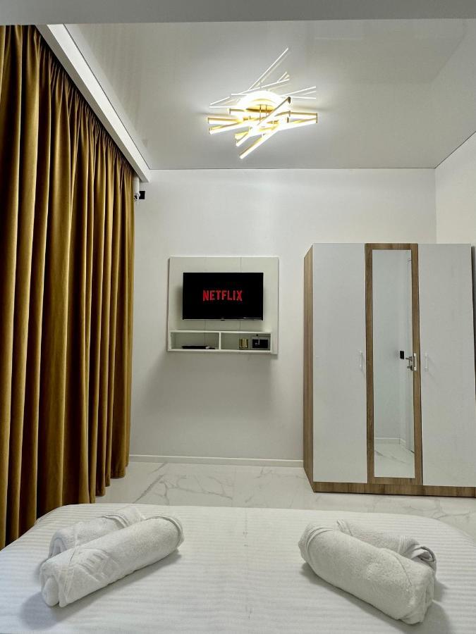 Studio303 By Allegio: Mamaia'S Seaside Luxury Near Finest Clubs & Beaches 외부 사진