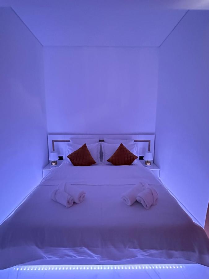 Studio303 By Allegio: Mamaia'S Seaside Luxury Near Finest Clubs & Beaches 외부 사진