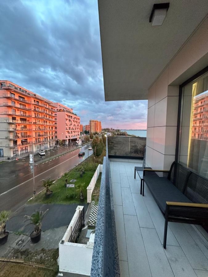 Studio303 By Allegio: Mamaia'S Seaside Luxury Near Finest Clubs & Beaches 외부 사진